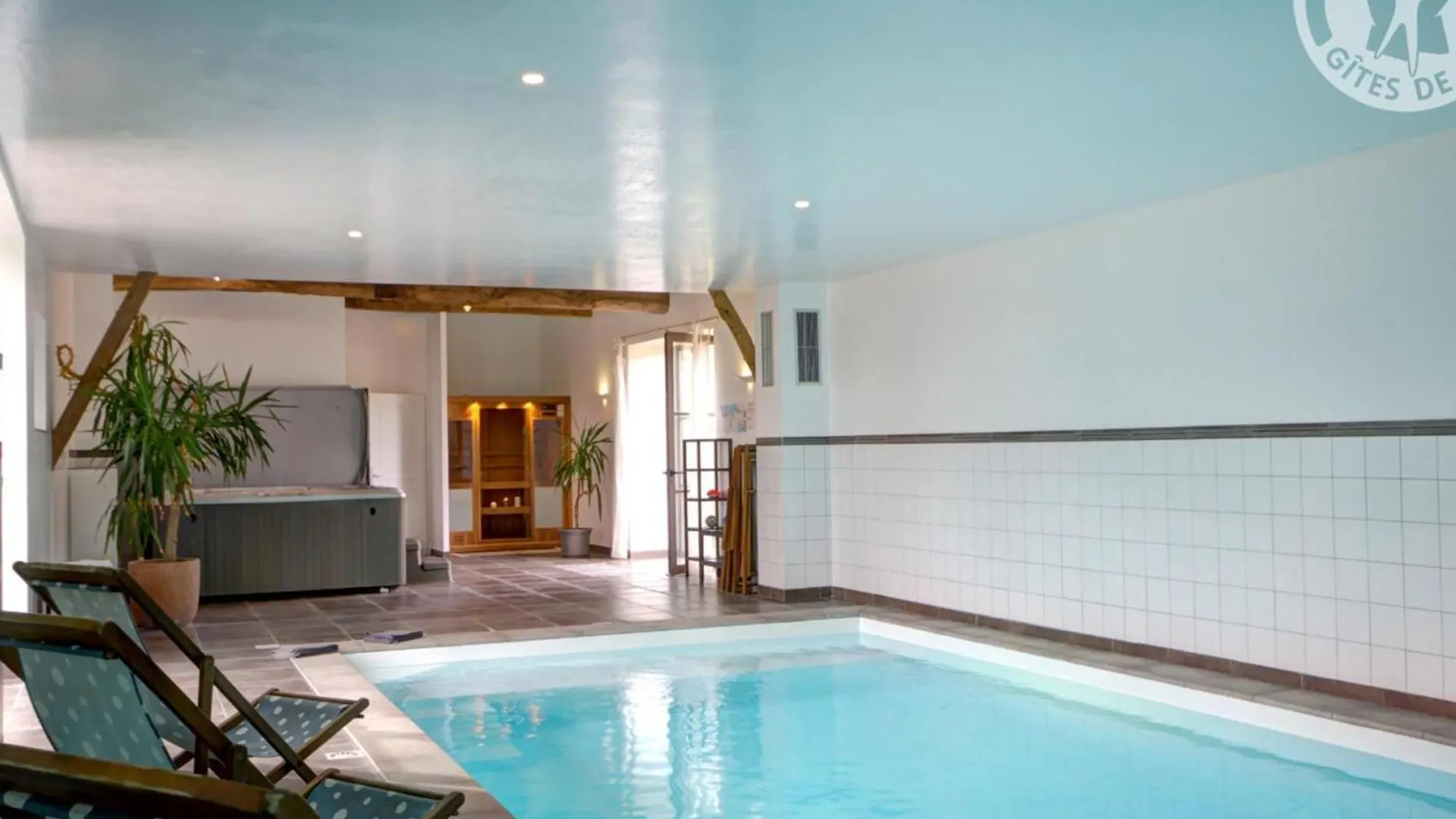Gite De Charme Avec Spa, Sauna Et Jardin Pour 12 Personnes - Fr-1-496-54 location