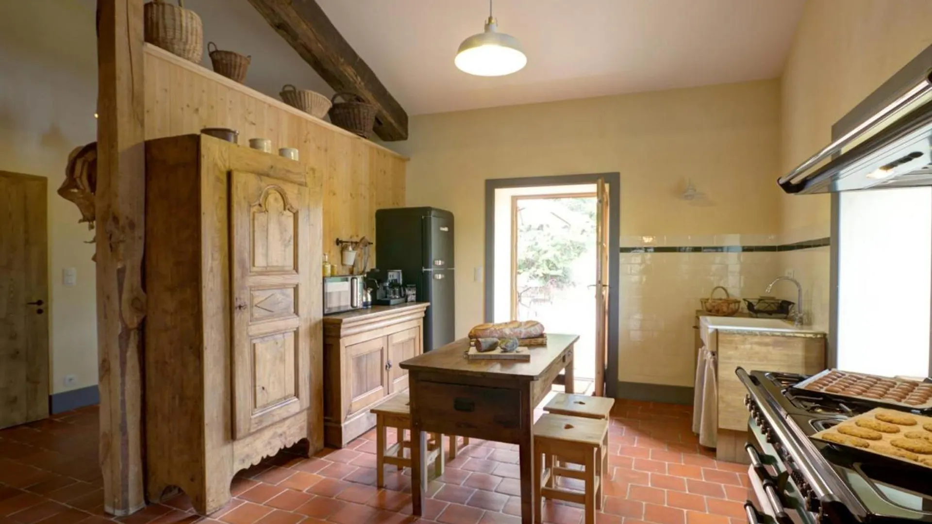 Gite De Charme Avec Spa, Sauna Et Jardin Pour 12 Personnes - Fr-1-496-54 Saint-Just-la-Pendue 0*,