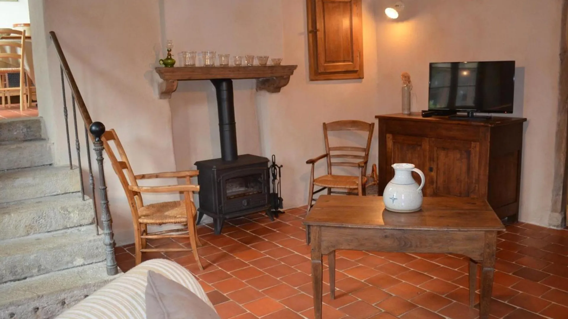 Holiday home Gite De Charme Avec Spa, Sauna Et Jardin Pour 12 Personnes - Fr-1-496-54 Saint-Just-la-Pendue France